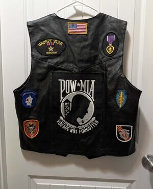 Leather Works Biker Vest US Army Vietnam Vet POW-MIA Purple Heart Size L Custom